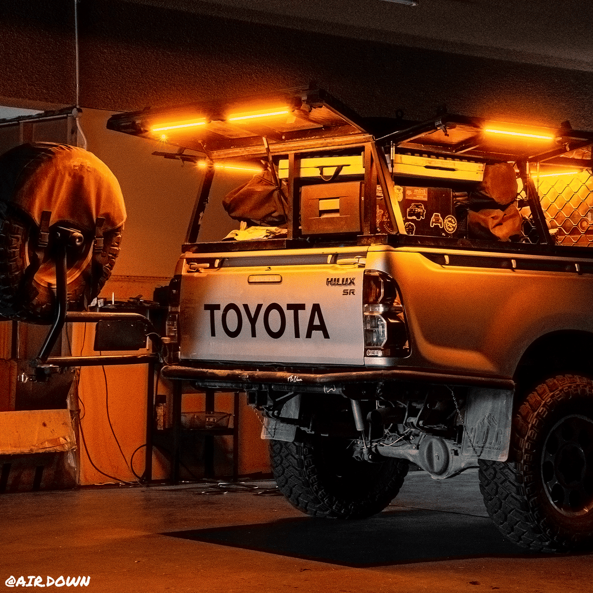 HardKorr 48CM Tri Colour LED Light Bar Kit With Diffuser