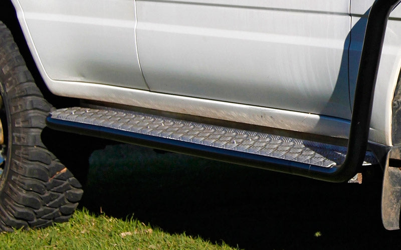 TJM Side Steps - Toyota Landcruiser 100 (Solid Axle)